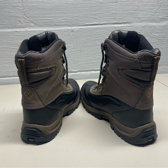 Men’s Columbia Winter Hiking boots - Picture 4 of 12